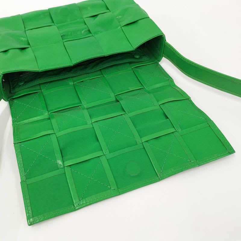 Bottega Veneta Shoulder Bag Cassette Intrecciato Leather Green