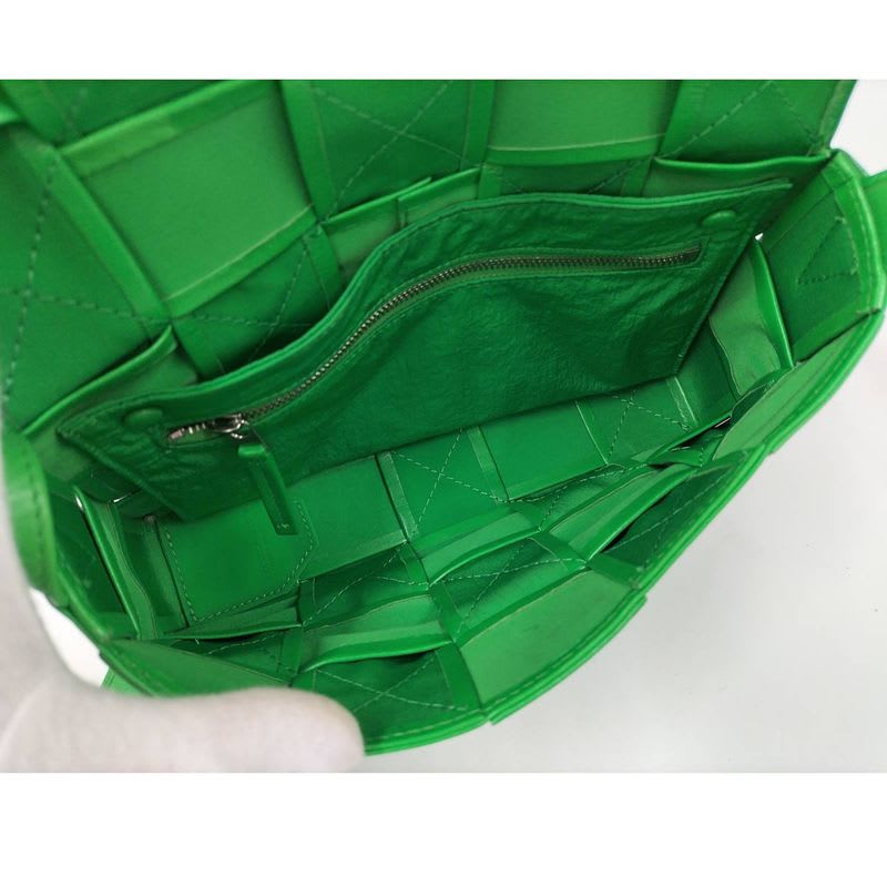 Bottega Veneta Shoulder Bag Cassette Intrecciato Leather Green