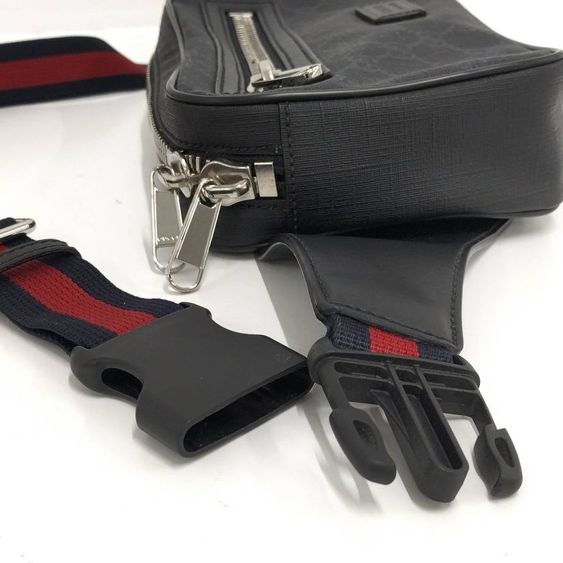 Gucci Body Bag GG Supreme Leather Black — view 8