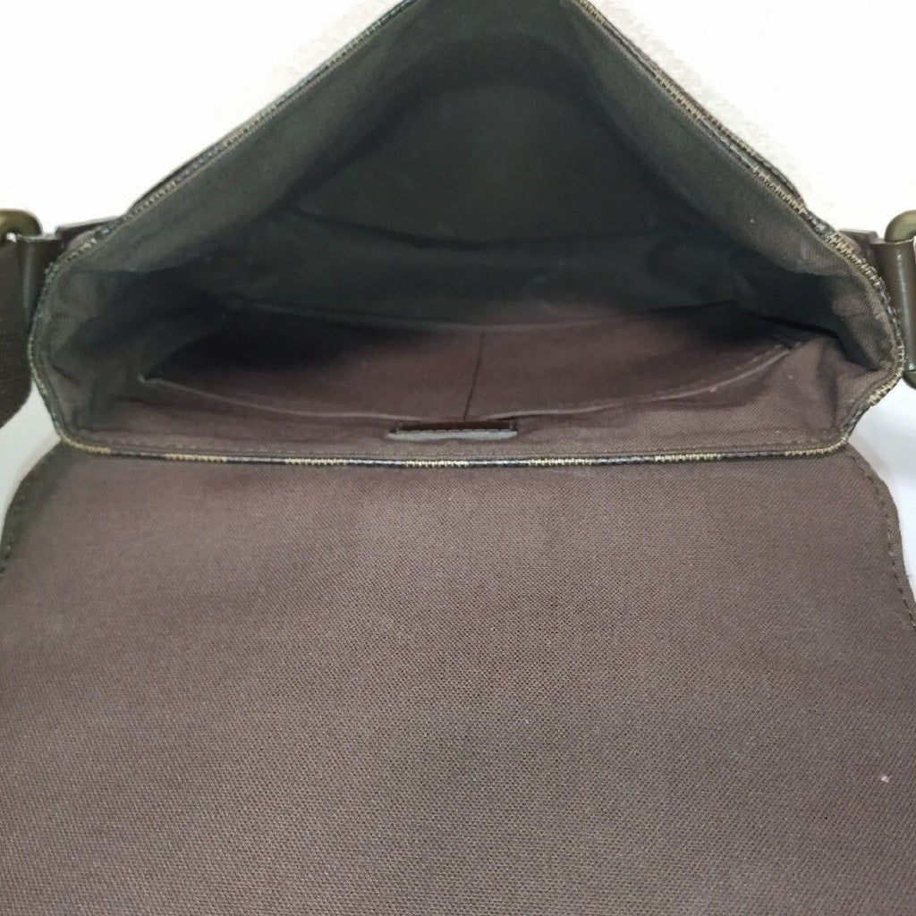 Louis Vuitton District PM Damier Shoulder Bag — view 9