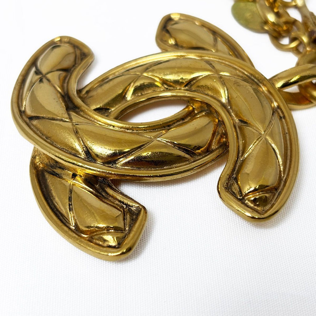 Chanel Necklace CC Logo Chain Quilted Vintage — view 8