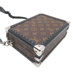 Louis Vuitton Shoulder Bag — view 4