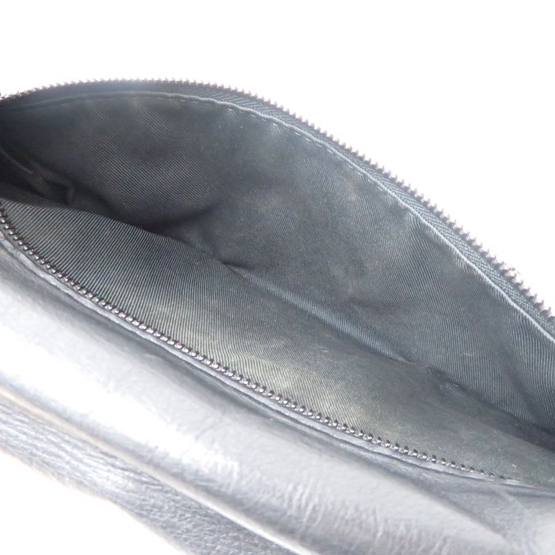 Louis Vuitton Shoulder Bag — view 8
