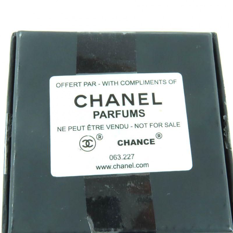 Chanel A21 C Rhinestone Brooch Gold Box Storage Bag — view 9