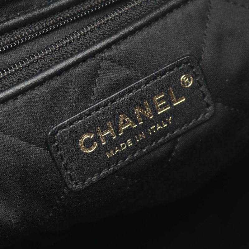 Chanel Rucksack Sac Backpack 22 Small Black Leather Chanel 22 Quilted — view 5