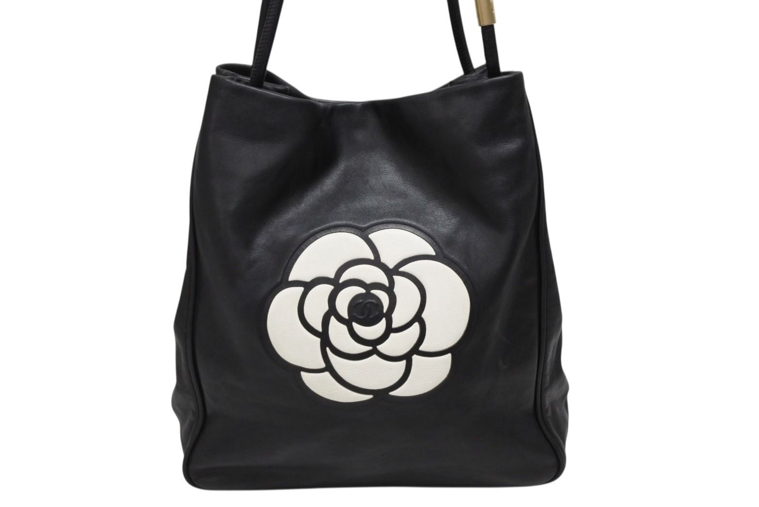 Chanel Camellia Logo Design Bag Black Leather Gold — view 2