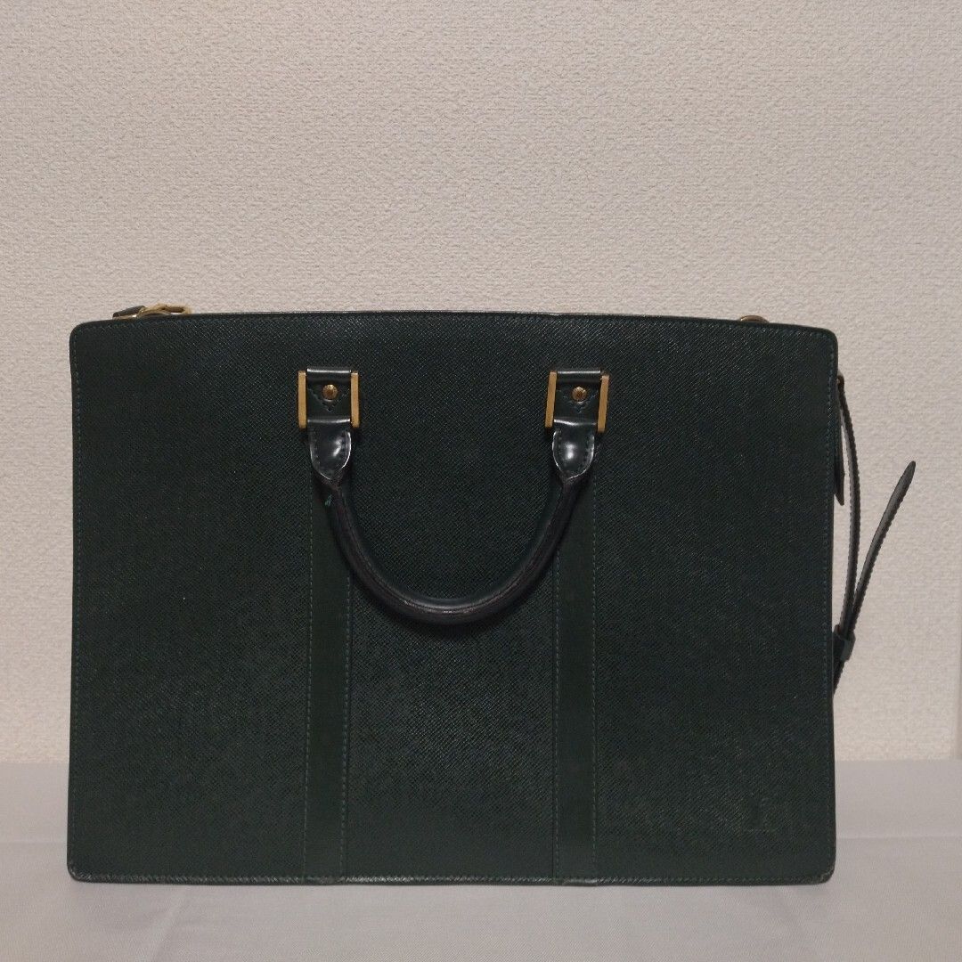 Louis Vuitton Porte Documents Rosan Taiga Epi Sear 2-Way Handbag — view 2