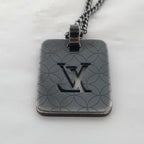 Louis Vuitton Pendentif PM Necklace — view 3