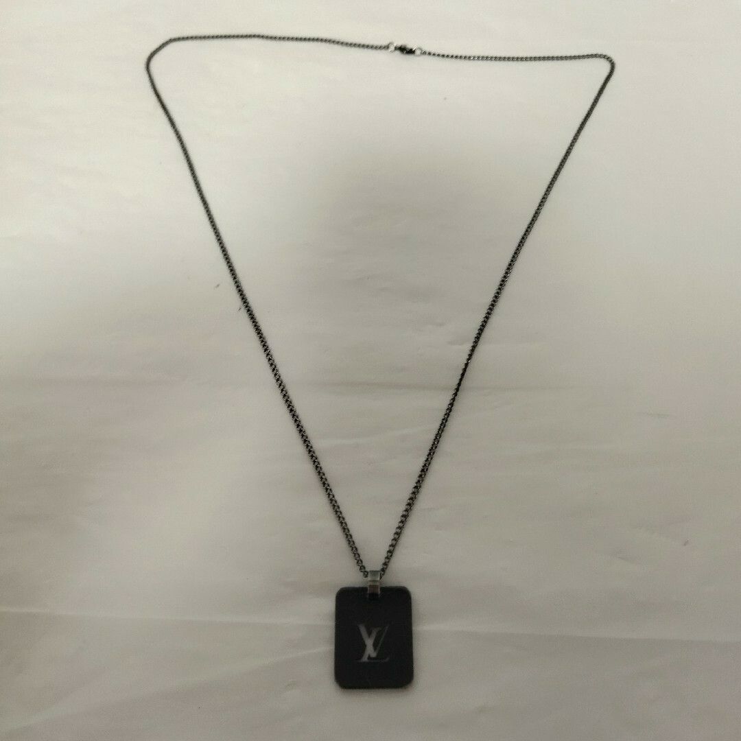 Louis Vuitton Pendentif PM Necklace — view 5