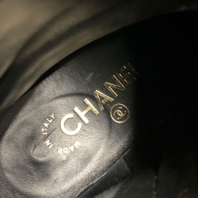 Chanel Boots Short Shoes Chain Coco Mark Suede Black — view 7