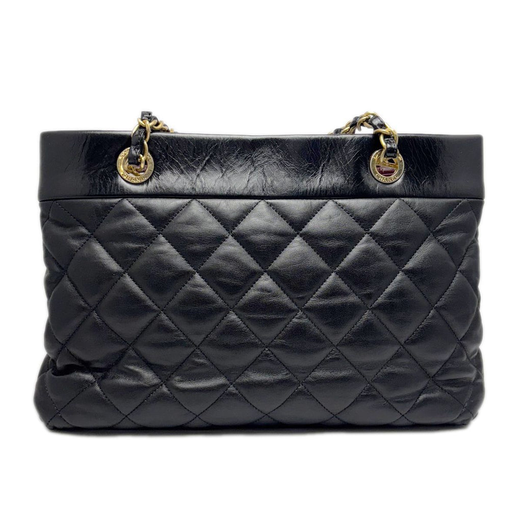 Chanel Quilted CC Logo Chainto Bag Lambskin Black Gold — view 3