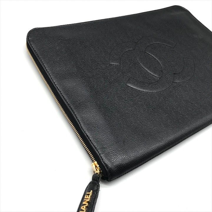 Chanel Big CC Logo Caviar Leather Black Clutch — view 5