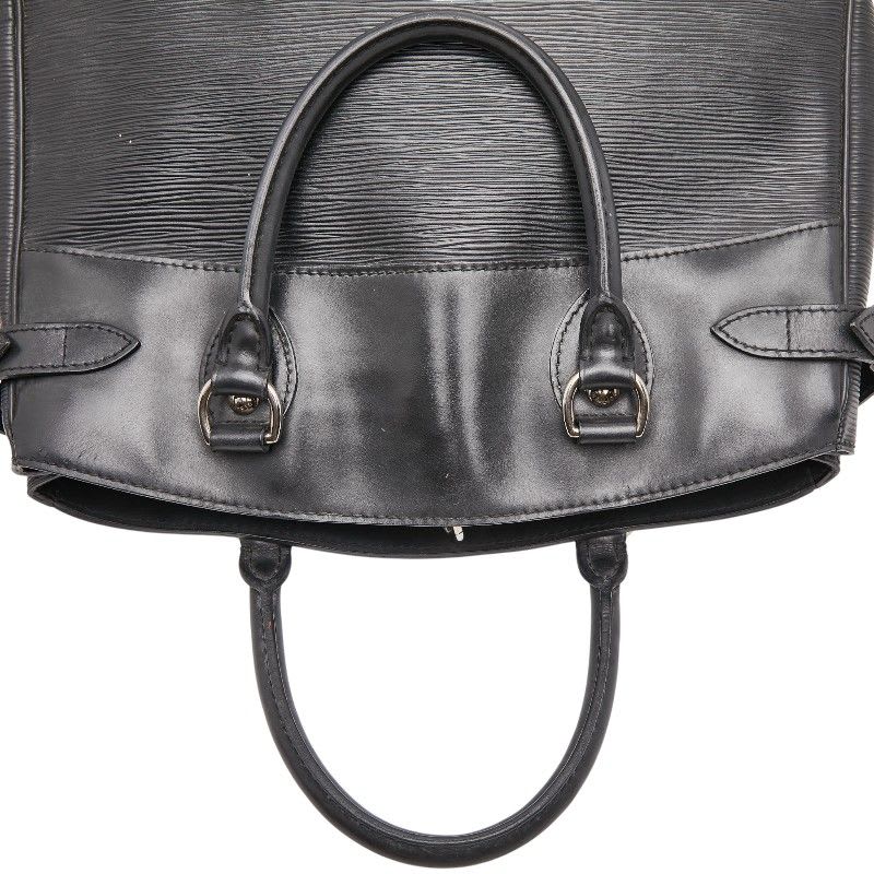 Louis Vuitton Epi Passy PM Black Noir Leather — view 9