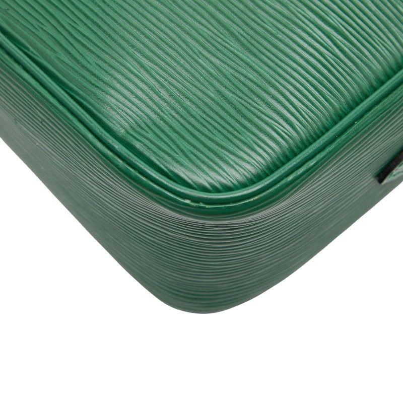 Louis Vuitton Epi Trocadero Crossbody Bag Borneo Green Leather — view 5