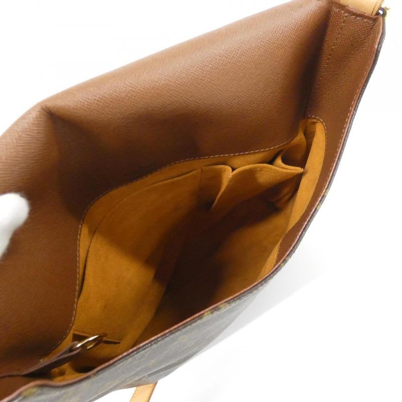 Louis Vuitton Monogram Musette Shoulder Bag — view 9