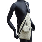 Louis Vuitton Body Bag — view 9