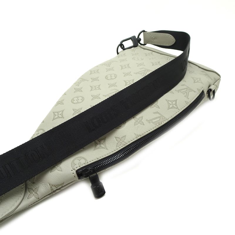 Louis Vuitton Body Bag — view 5