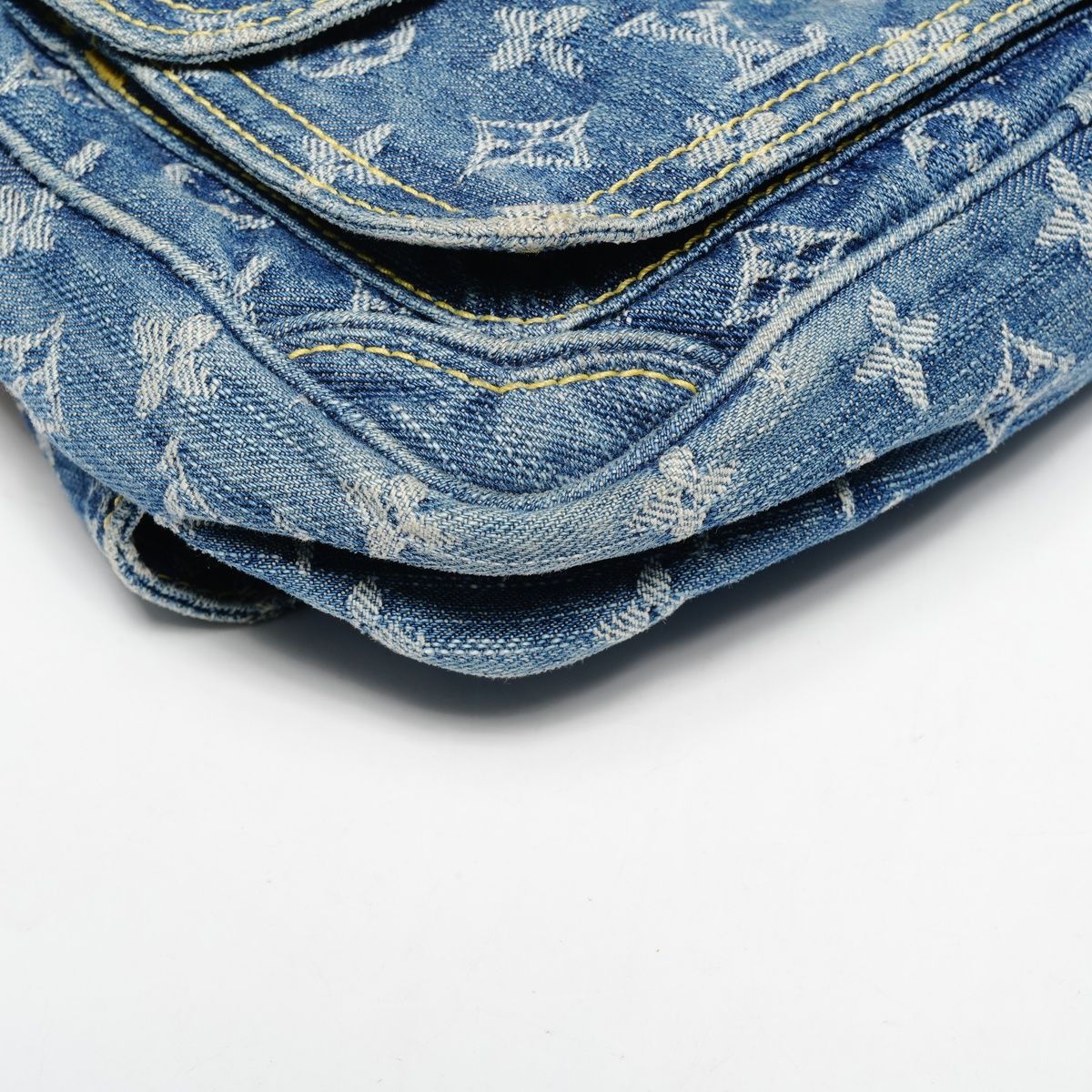 Louis Vuitton Waist Bag Denim Monogram — view 6
