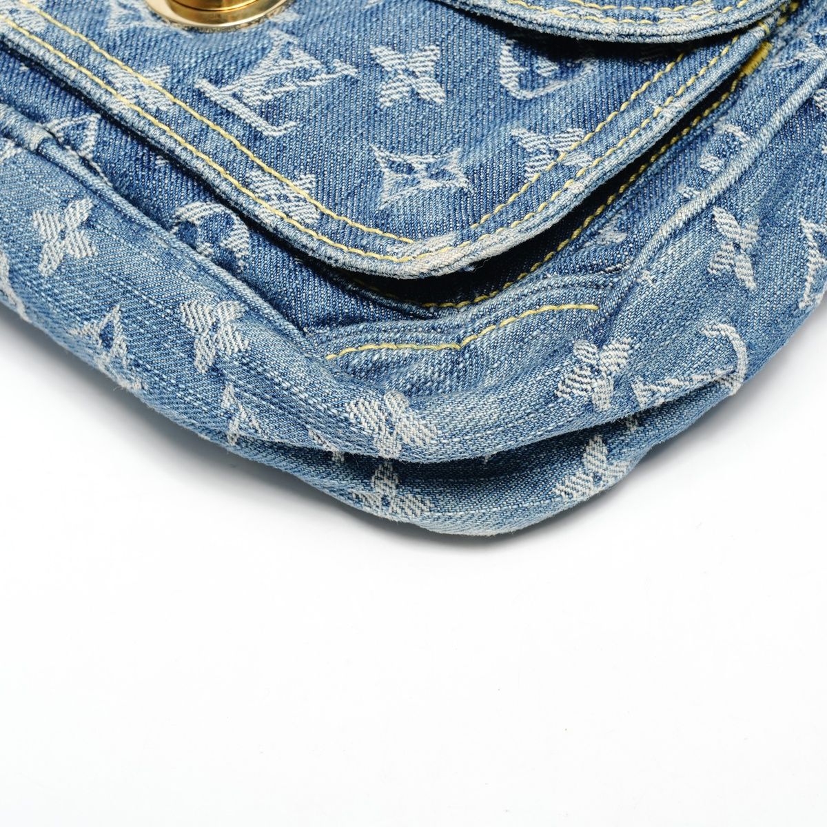 Louis Vuitton Waist Bag Denim Monogram — view 7