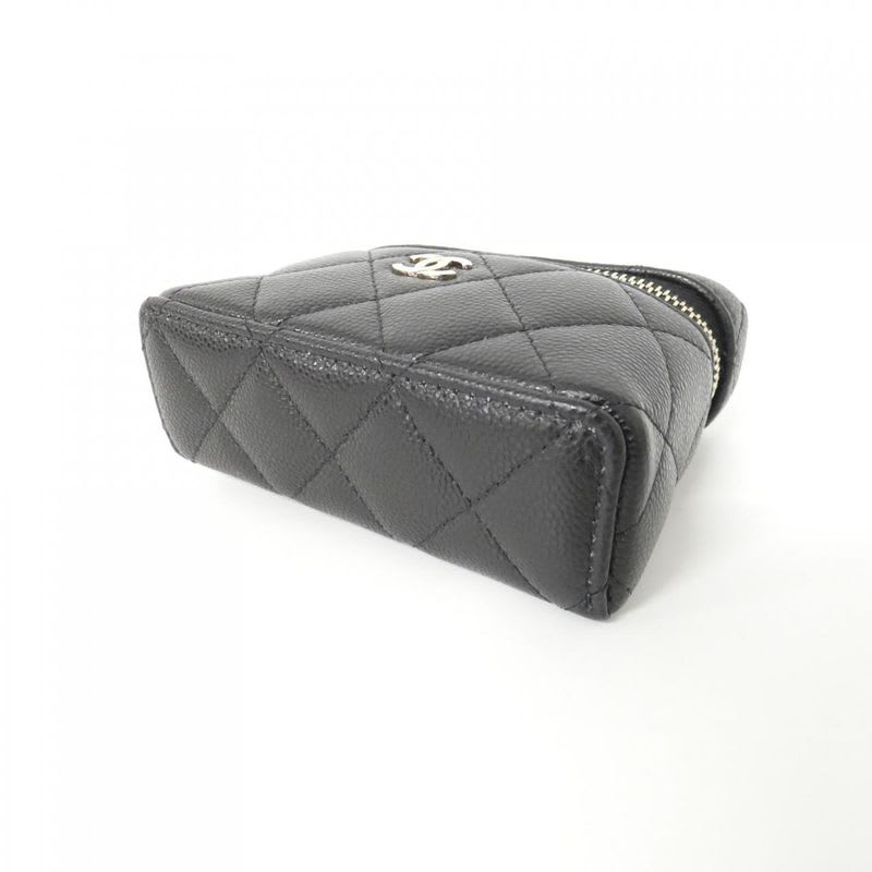 Chanel Ap4897 Bag Charm — view 4