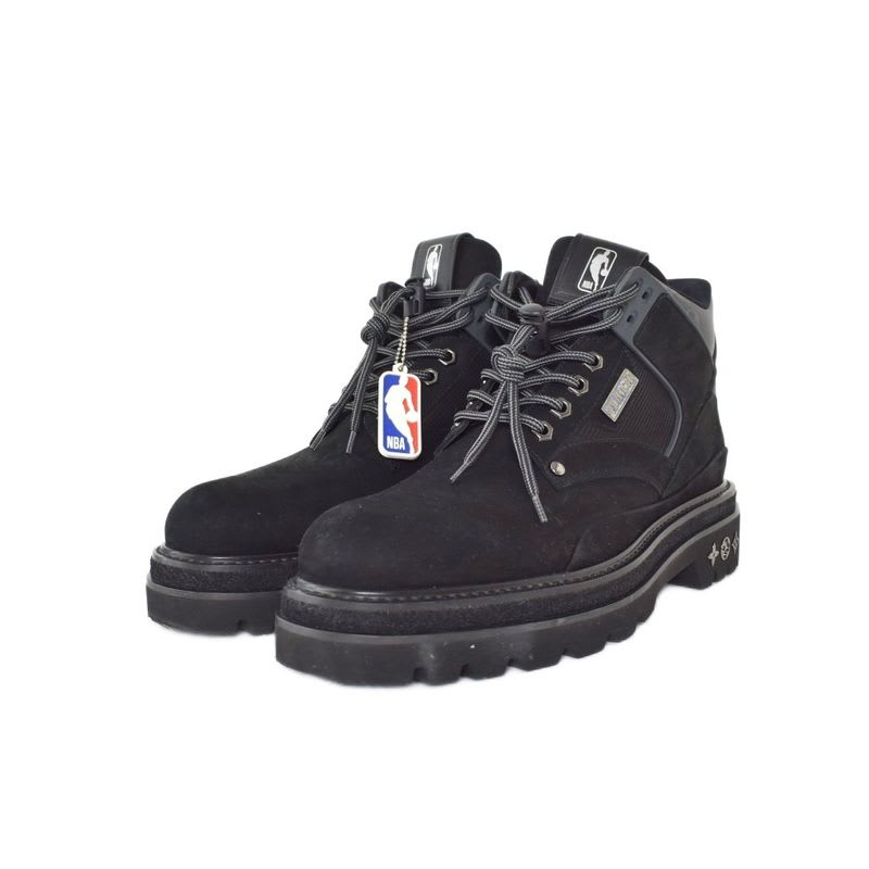 Louis Vuitton NBA Oberkamphrein Suede Ankle Boots Sneakers 8.5 Black Bm0290 — view 2