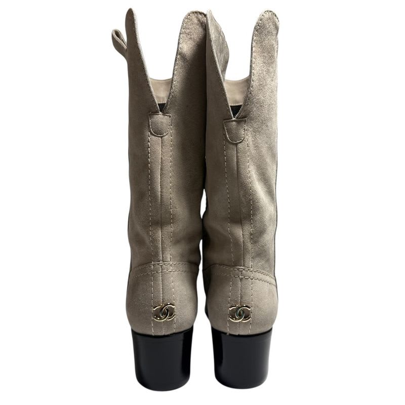 Chanel Suede Bicolor Short Boots Size 35 C Beige — view 4