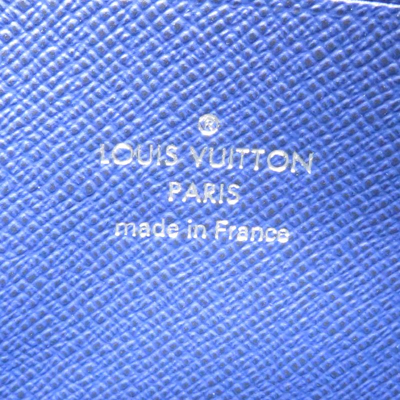 Louis Vuitton Pouch Pochette PM — view 7