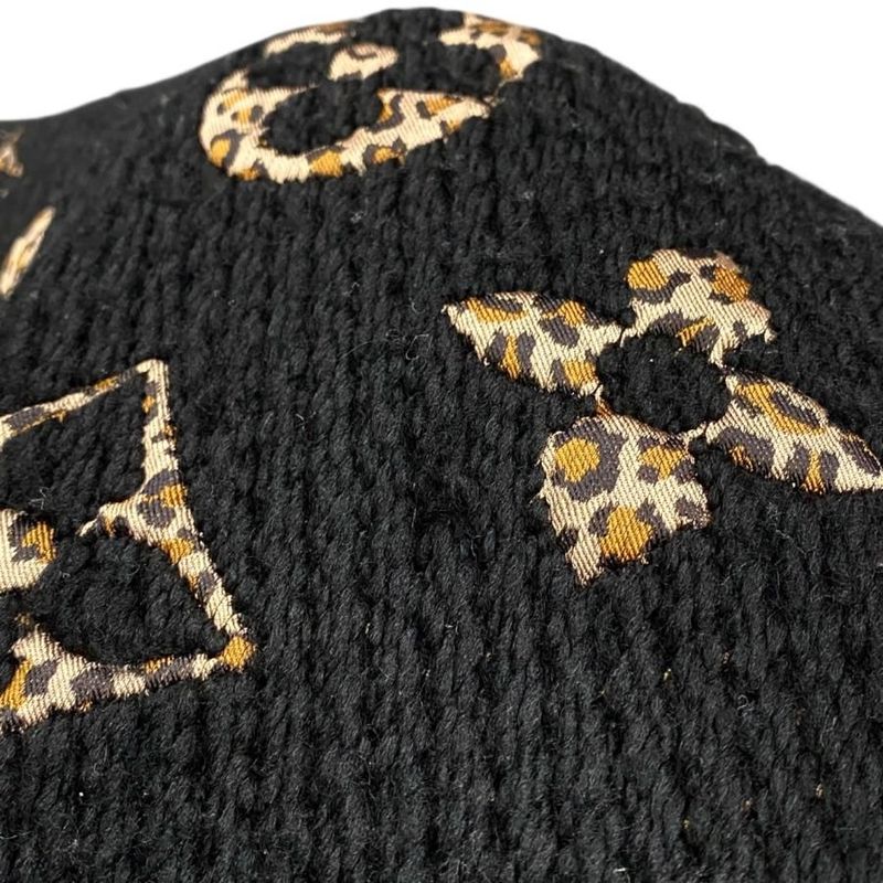 Louis Vuitton Muffler Echarpe Giant Monogram Jungle Wool Silk Scarf — view 9