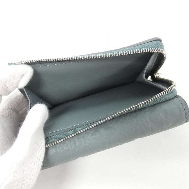 Louis Vuitton Taurillon Monogram Portefeuille Pilot Wallet — view 4
