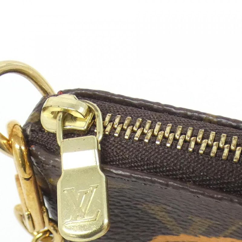 Louis Vuitton Monogram Mini Pochette Accessory Pouch