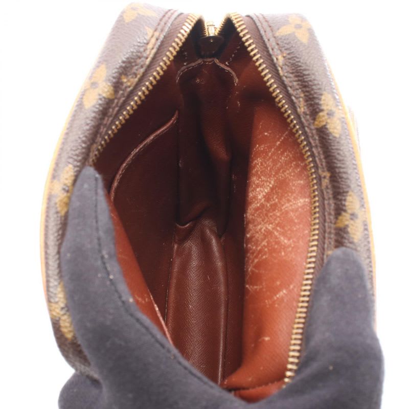 Louis Vuitton Shoulder Bag Amazon Leather — view 4