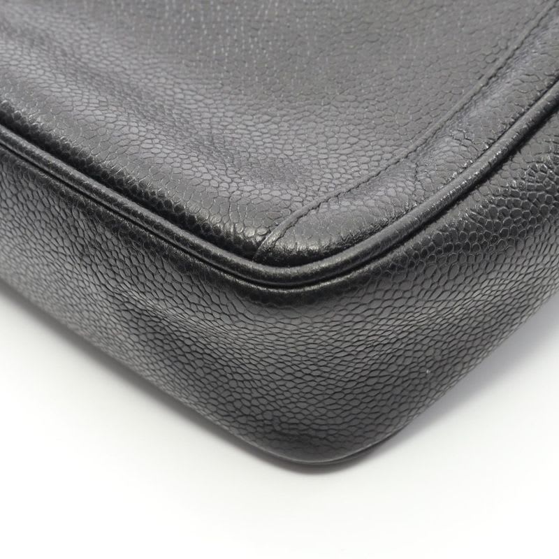 Chanel Shoulder Bag Black Leather Calf Chain