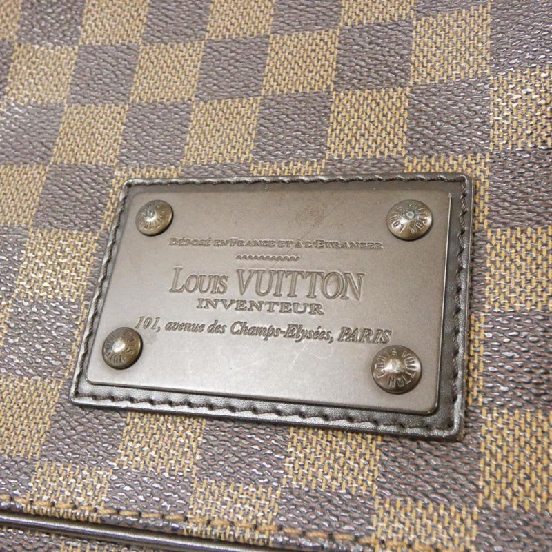 Louis Vuitton Damier Brooklyn PM Shoulder Bag