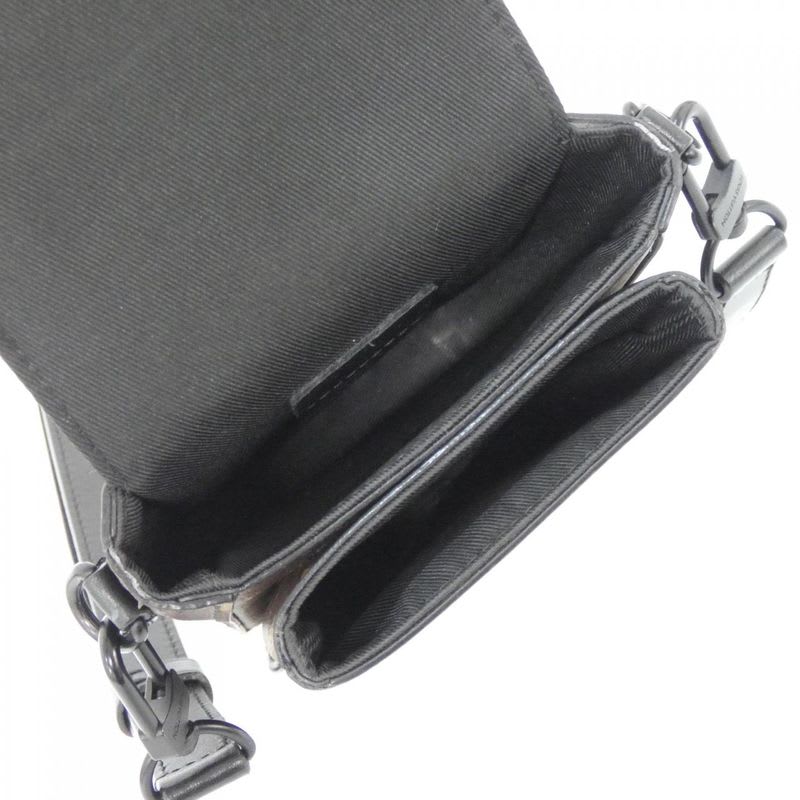 Louis Vuitton Monogram Macassar S Rock Vertical Wearable Wallet — view 7