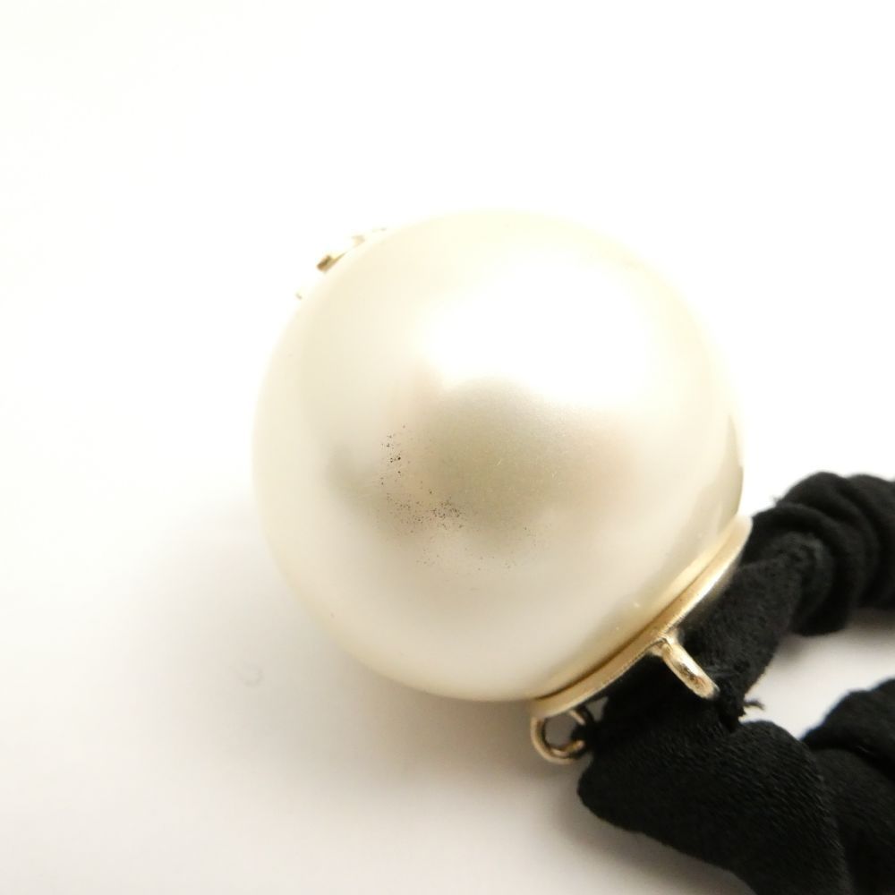 Chanel Hair Tie Faux Pearl CC Logo — view 3