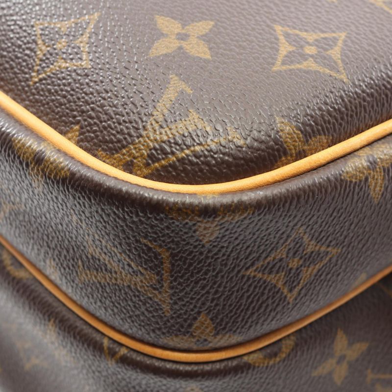 Louis Vuitton Shoulder Bag Reporter PM Leather
