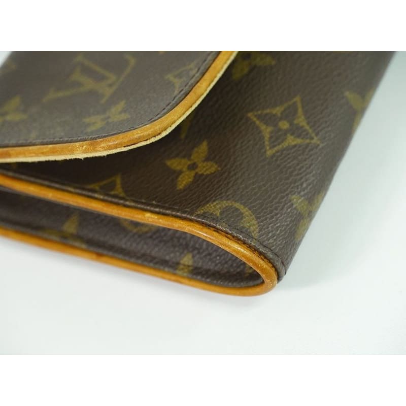 Louis Vuitton Pochette Twin GM Monogram 2-Way Shoulder Bag Clutch — view 5