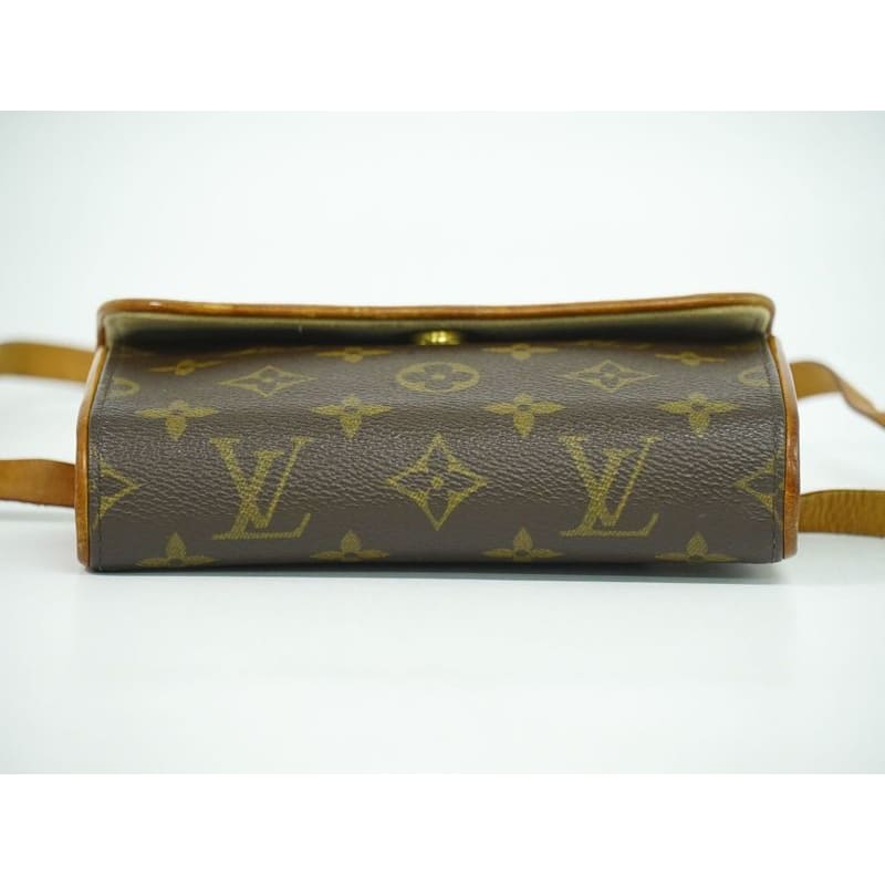 Louis Vuitton Pochette Florentine Monogram Waist Pouch Brown — view 4
