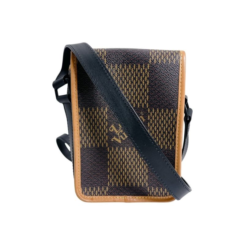 Louis Vuitton Monogram Amazon Messenger Damier Giant Bag — view 3