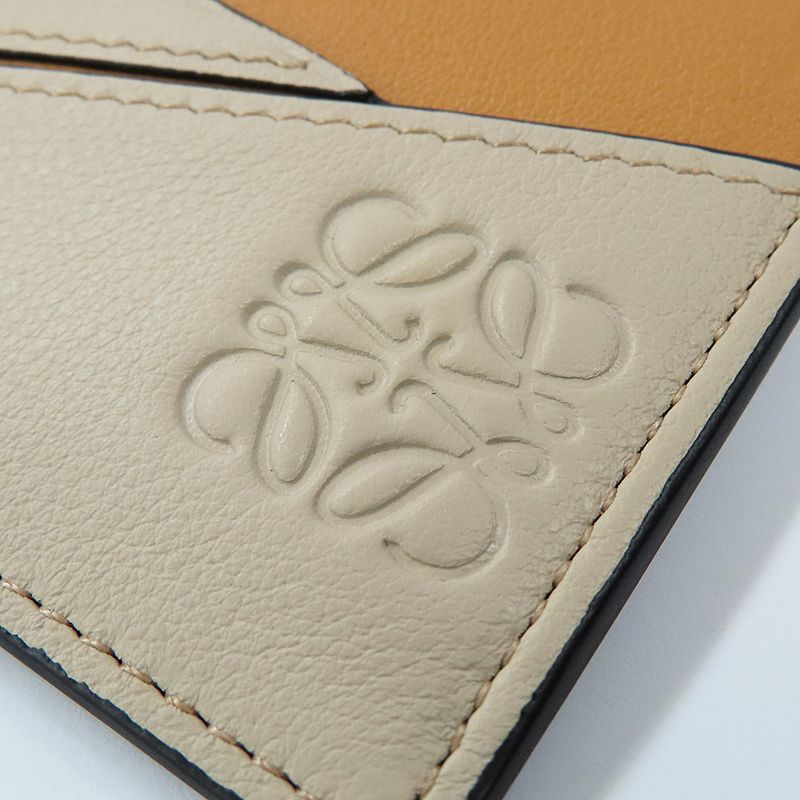 Loewe Puzzle Plain Card Holder Anagram Classic Calf Beige — view 7