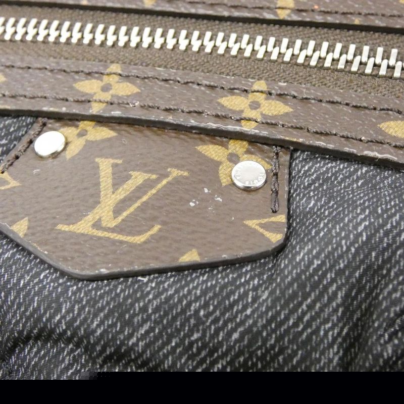 Louis Vuitton Puffy Glam High Rise Shoulder Bag — view 6