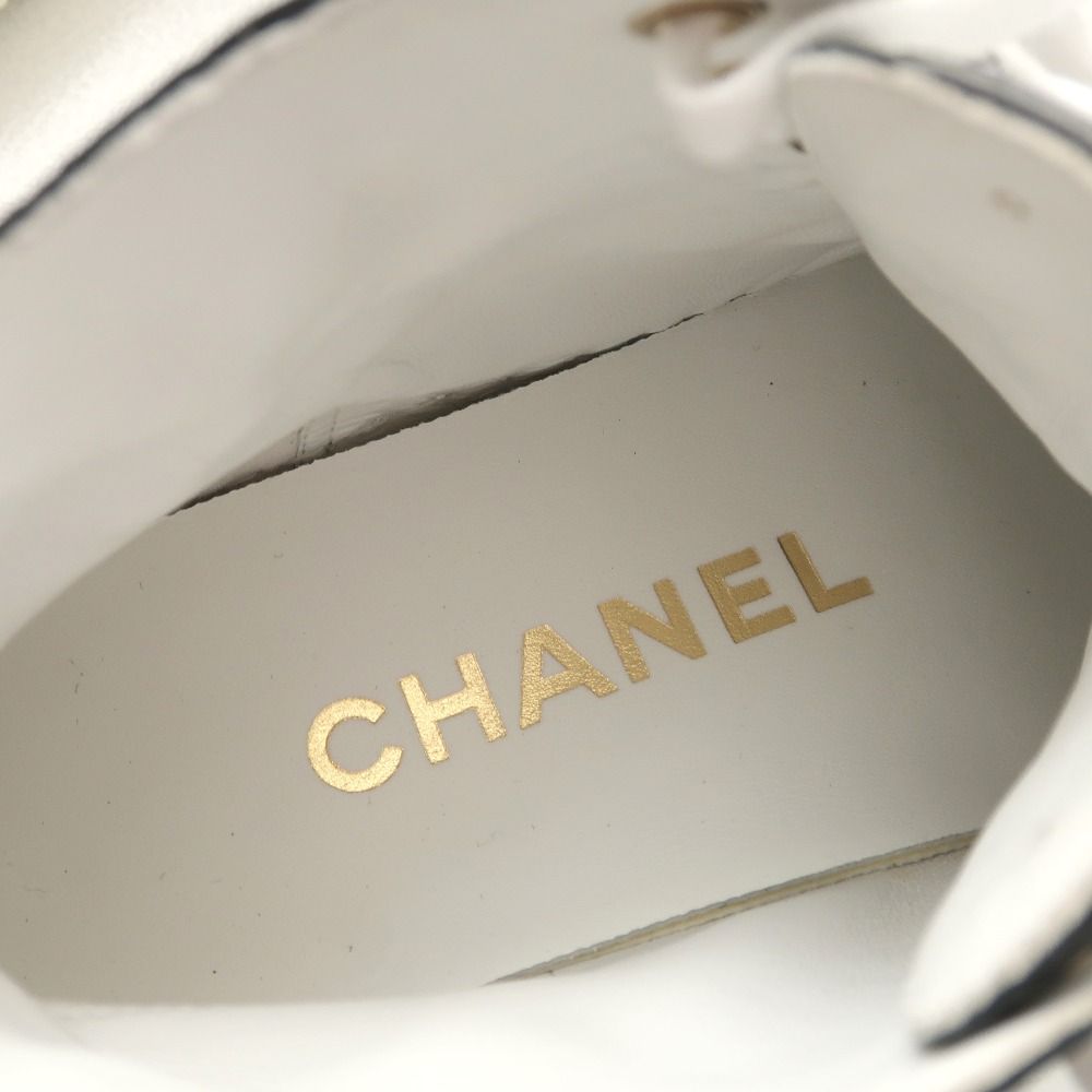 Chanel Sneakers 35 C CC Logo High Cut Leather Shoes White Black — view 8