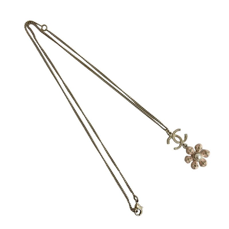 Chanel Coco Mark Flower Motif GP Faux Pearl Necklace Pendant 18BC — view 5