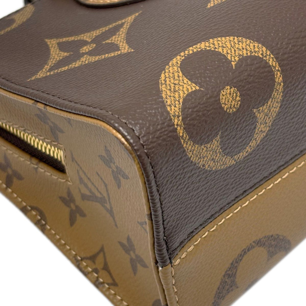 Louis Vuitton Handbag Shoulder Monogram Giant On The Go East West — view 8