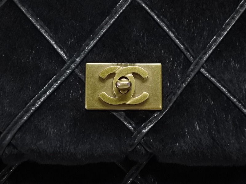 Chanel S Chain Shoulder Bag CC Logo Rabbit Fur Calf Hair Black Gold — view 5