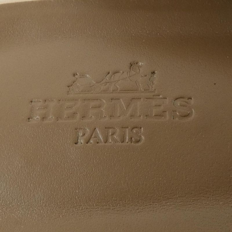 Hermes Calya H Cut Detail Z Shoes — view 6