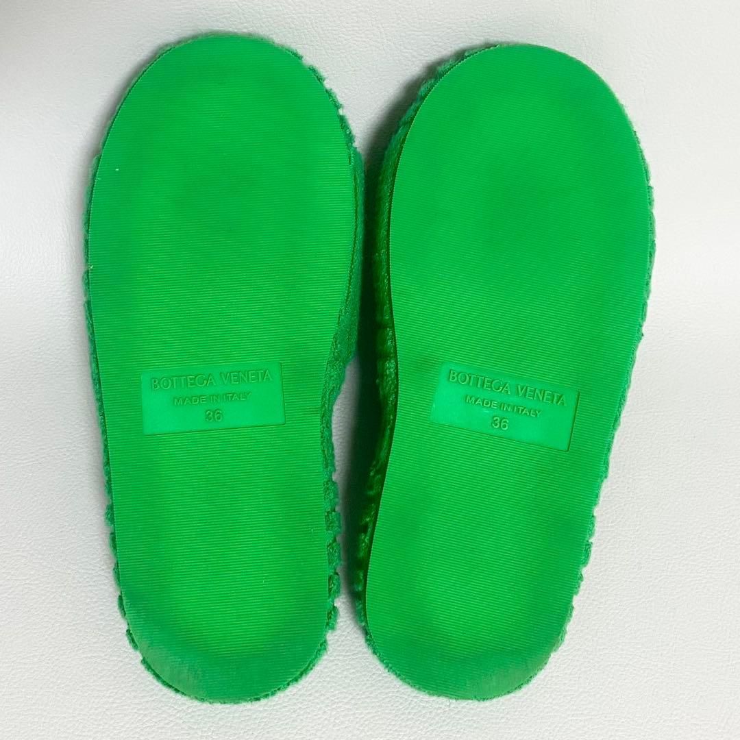 Bottega Veneta Resort Sponge Slide Sandals Green — view 8