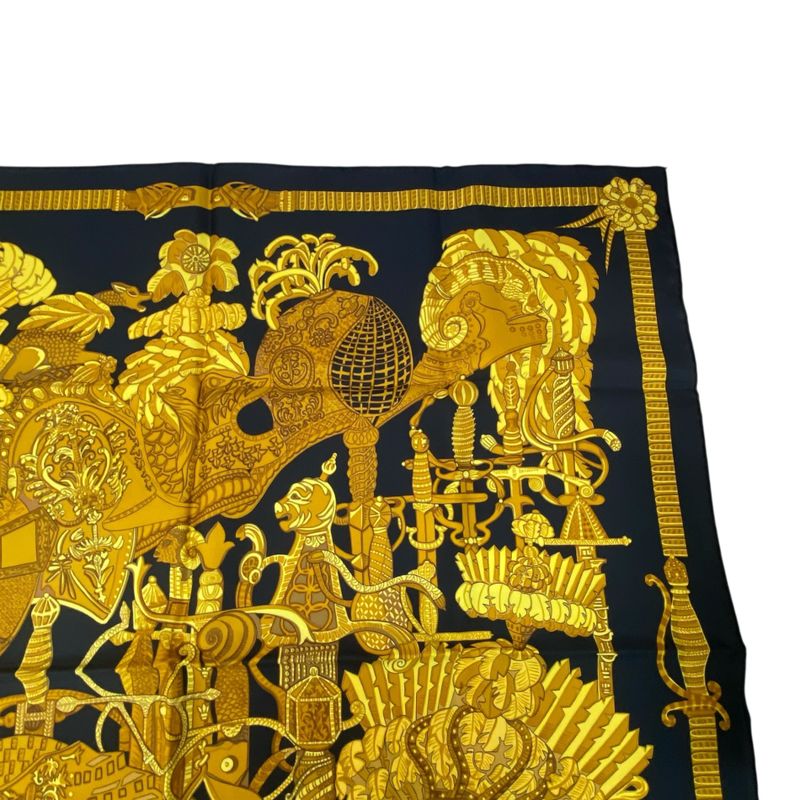 Hermes Carre 90 Armets En Panache Feathered Cavalry Helmet Black Gold Scarf — view 3