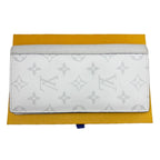 Louis Vuitton Wallet White Taigarama Portefeuille Brazza — view 2