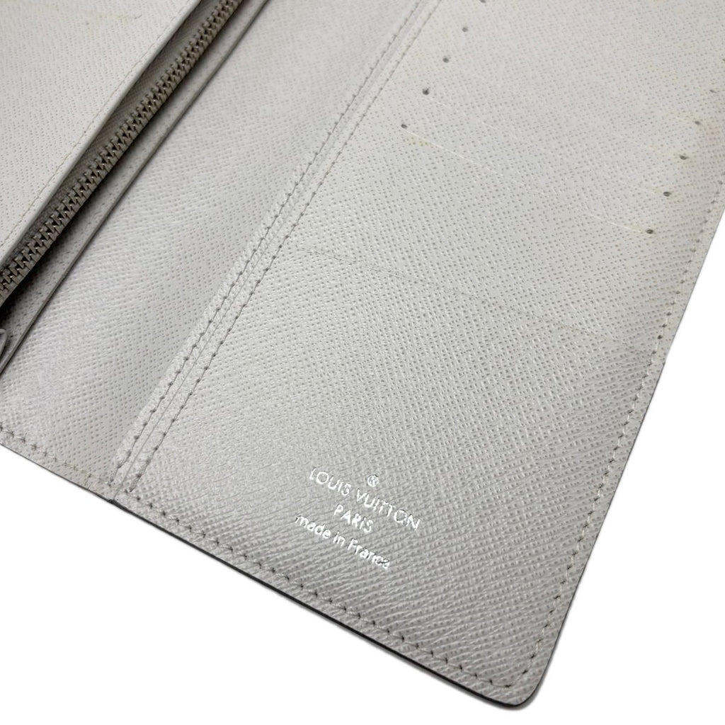 Louis Vuitton Wallet White Taigarama Portefeuille Brazza — view 8